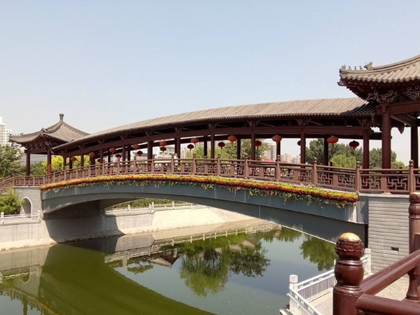 古建長廊