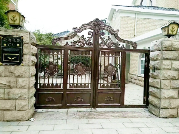 鋁藝大門