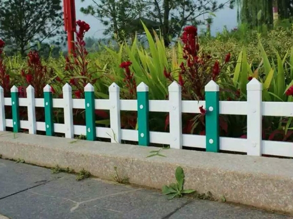 草坪護欄