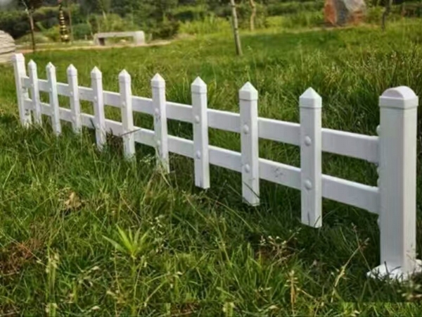 草坪護欄