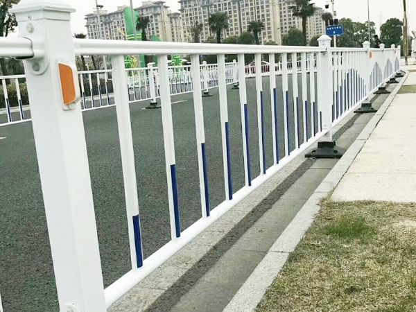 道路護(hù)欄