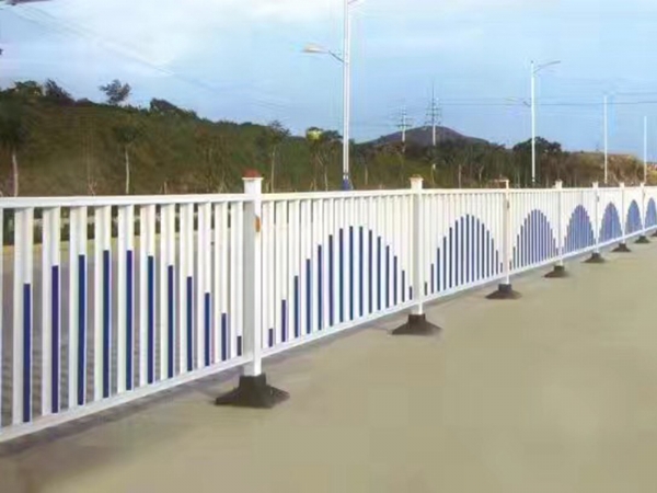 道路護(hù)欄